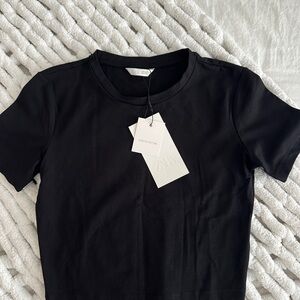 Brand New Zara Women's Classic Black Short Sleeve Tee